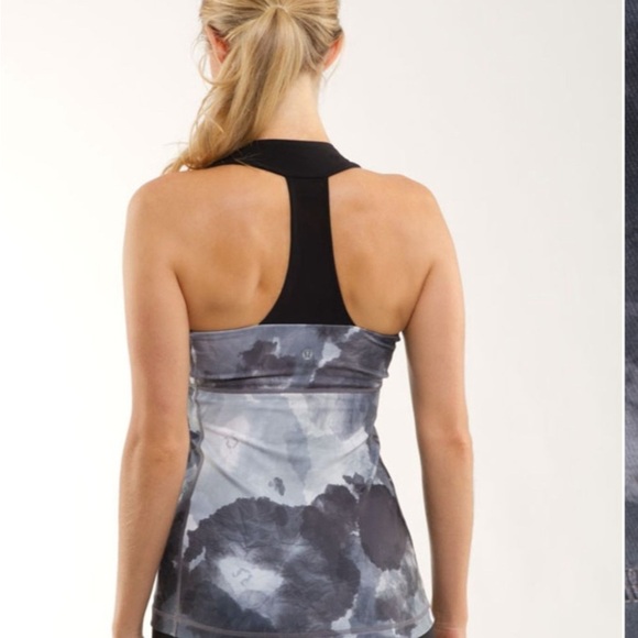 LULULEMON Scoop Neck Tank, Women’s Size 6 - Picture 2 of 9